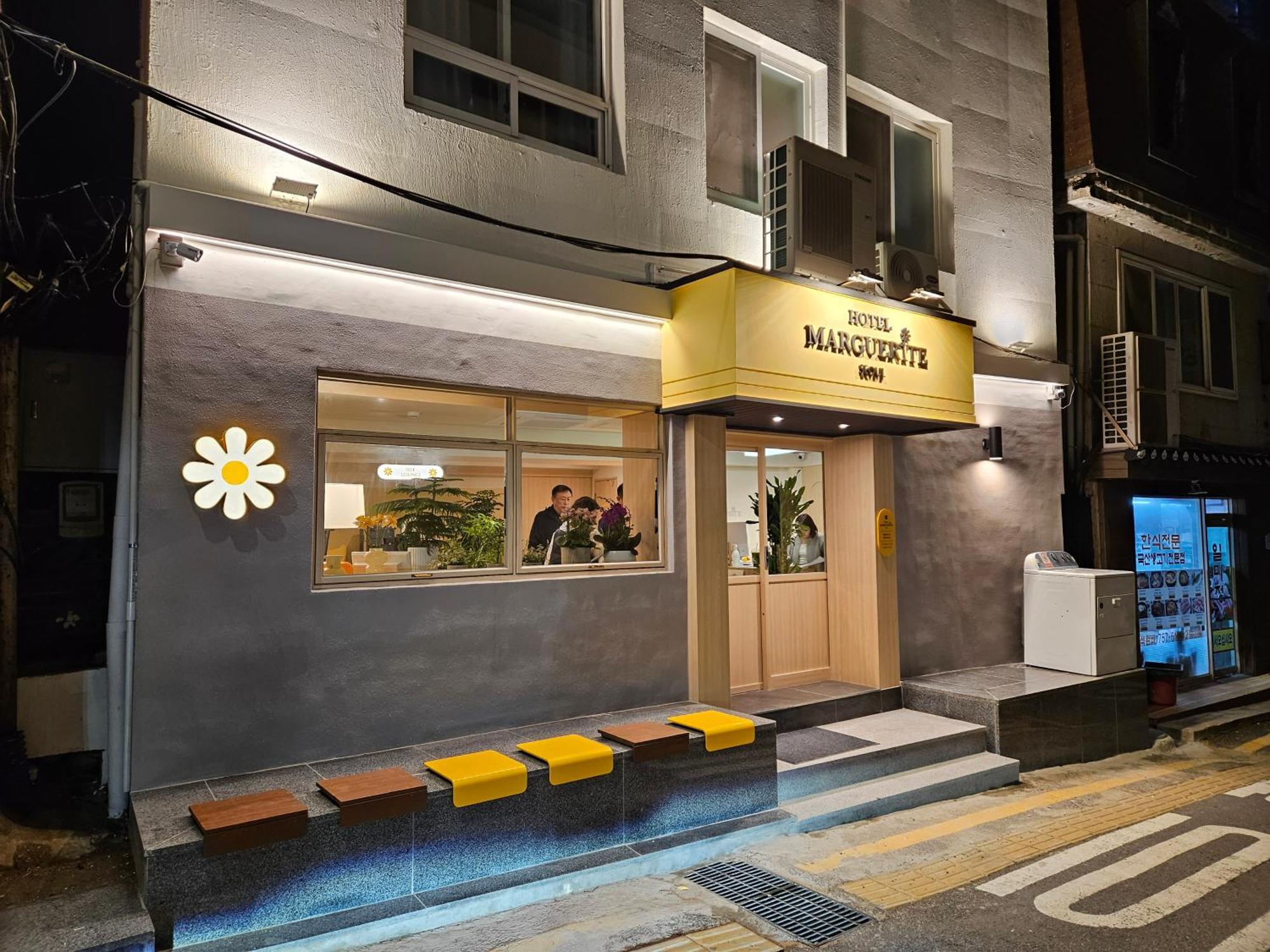 2025 Renovated- Hotel Marguerite Seul Exterior foto